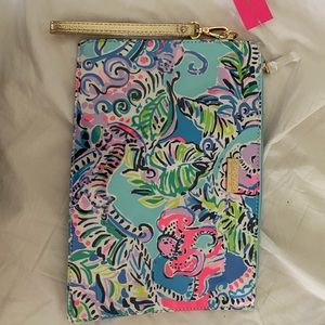 Lilly Pulitzer clutch